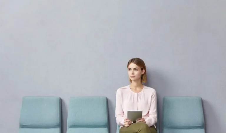 LinkedIn vs. Indeed Which Is Better for Job Hunting